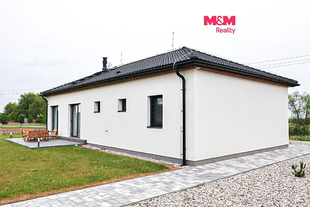 Prodej rodinného domu 99 m², pozemek 1021 m²