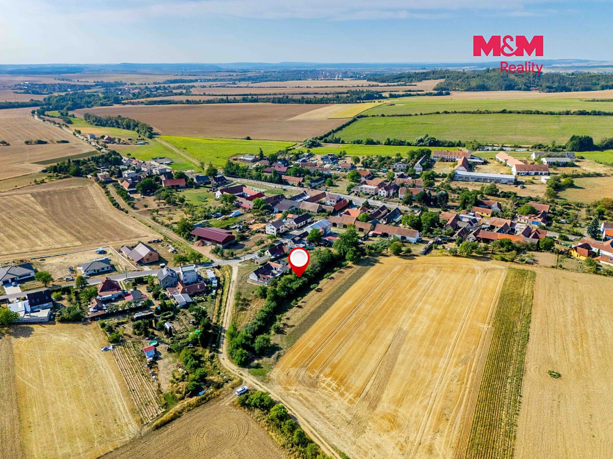 Prodej stavebního pozemku 2550 m² – fotografie 3