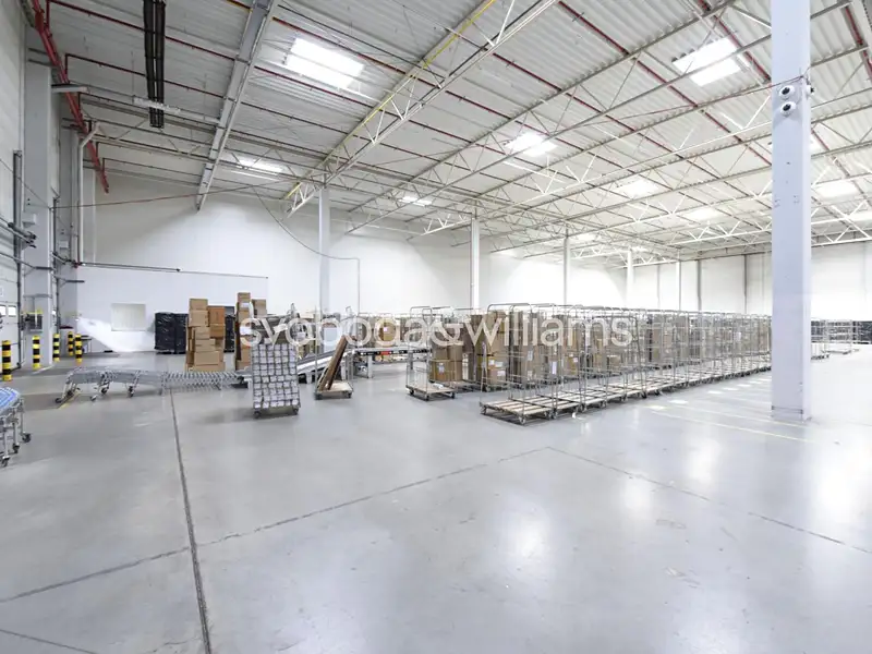 Pronájem skladového prostoru 3830 m², Dobrovíz – náhled fotky 2