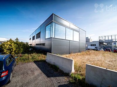 Prodej skladového prostoru 860 m²