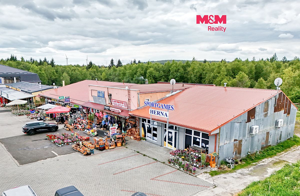 Prodej obchodního prostoru 693 m²