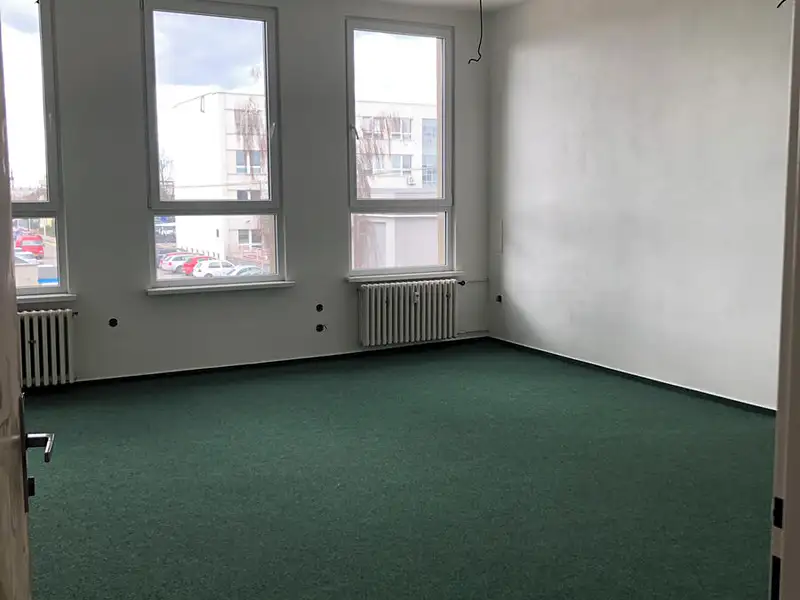 Pronájem kanceláře 318 m², Olomouc – náhled fotky 2