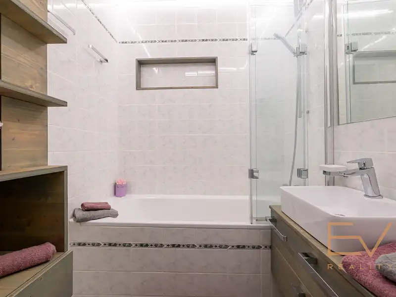 Prodej bytu 3+1 70 m², Praha – náhled fotky 3