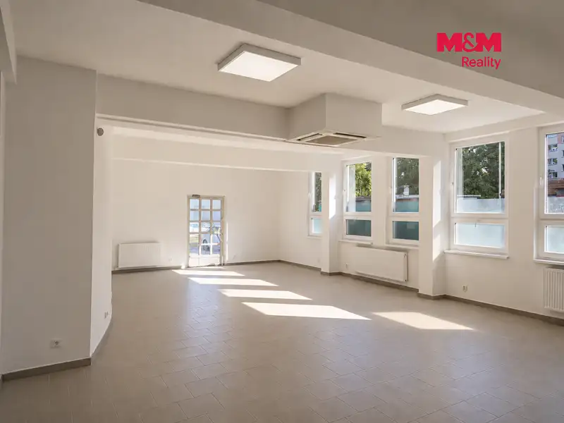 Pronájem obchodního prostoru 66 m², Ostrava – náhled fotky 2