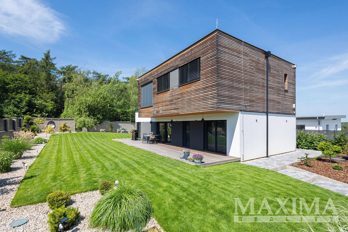 Prodej rodinného domu 152 m², pozemek 798 m²