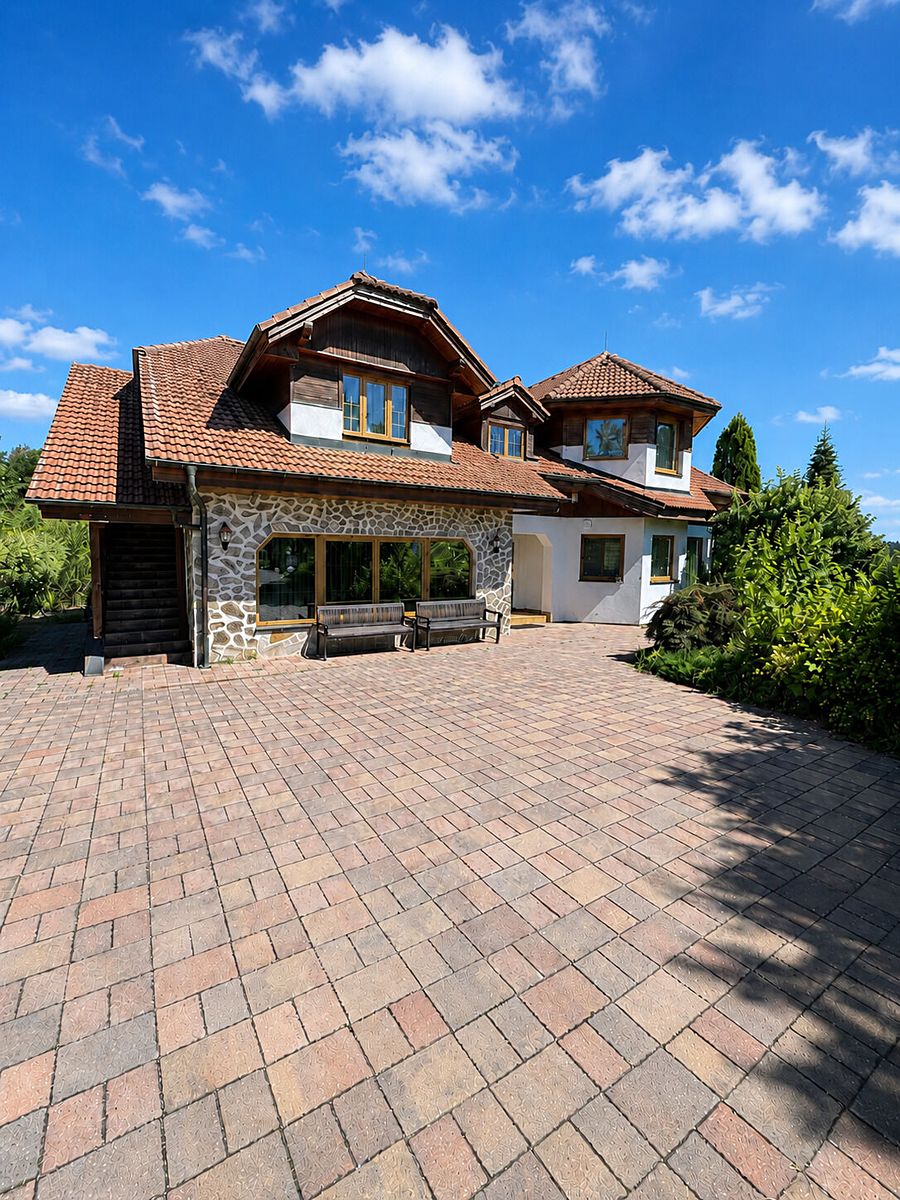 Prodej ubytovacího zařízení 450 m²