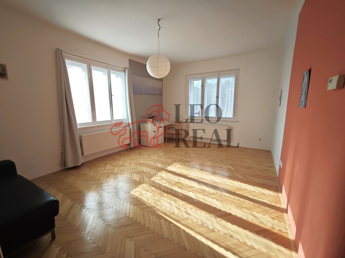 Pronájem bytu 3+1 78 m² – fotografie 4