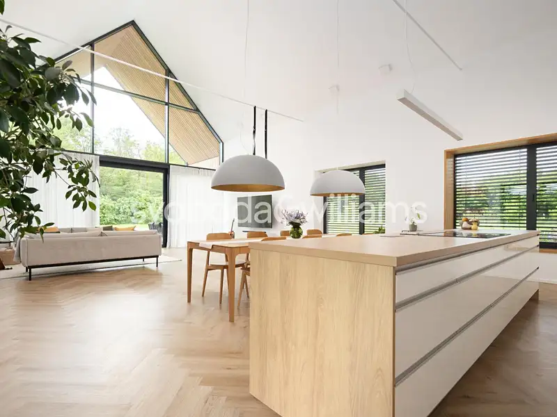 Prodej rodinného domu 212 m², pozemek 11731 m², Tvořihráz – náhled fotky 2