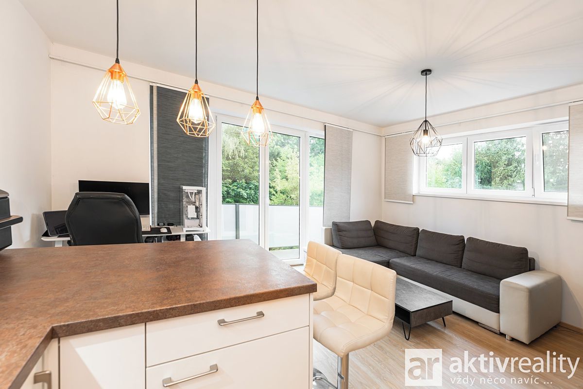 Pronájem bytu 2+kk 48 m² – fotografie 4