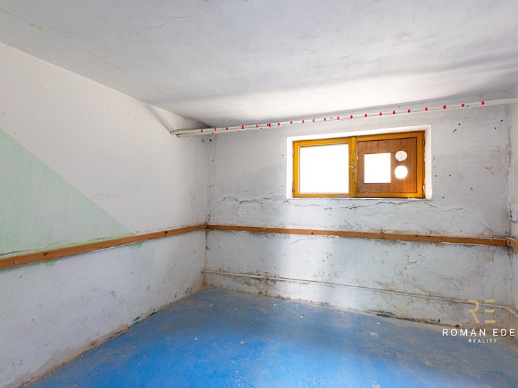 Prodej domu, 306 m² (57 z 85)