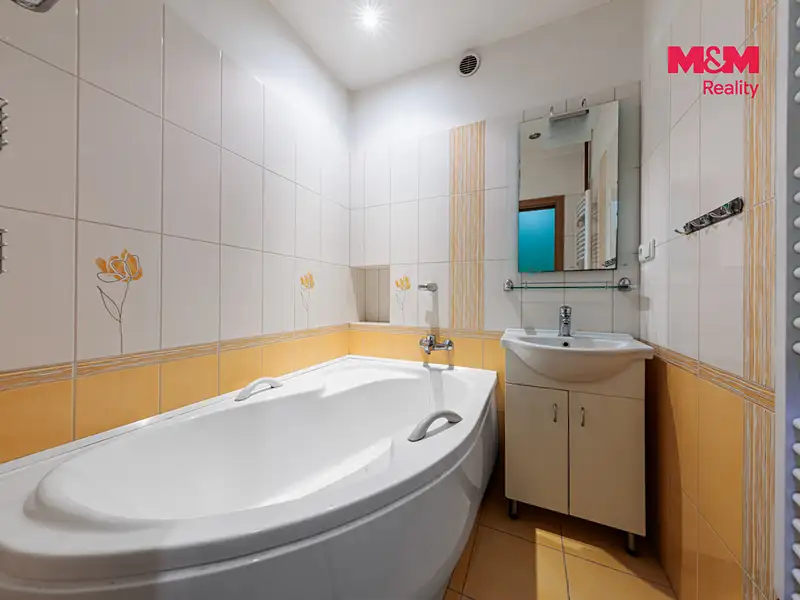 Prodej bytu 2+1 54 m², Sokolov – náhled fotky 3