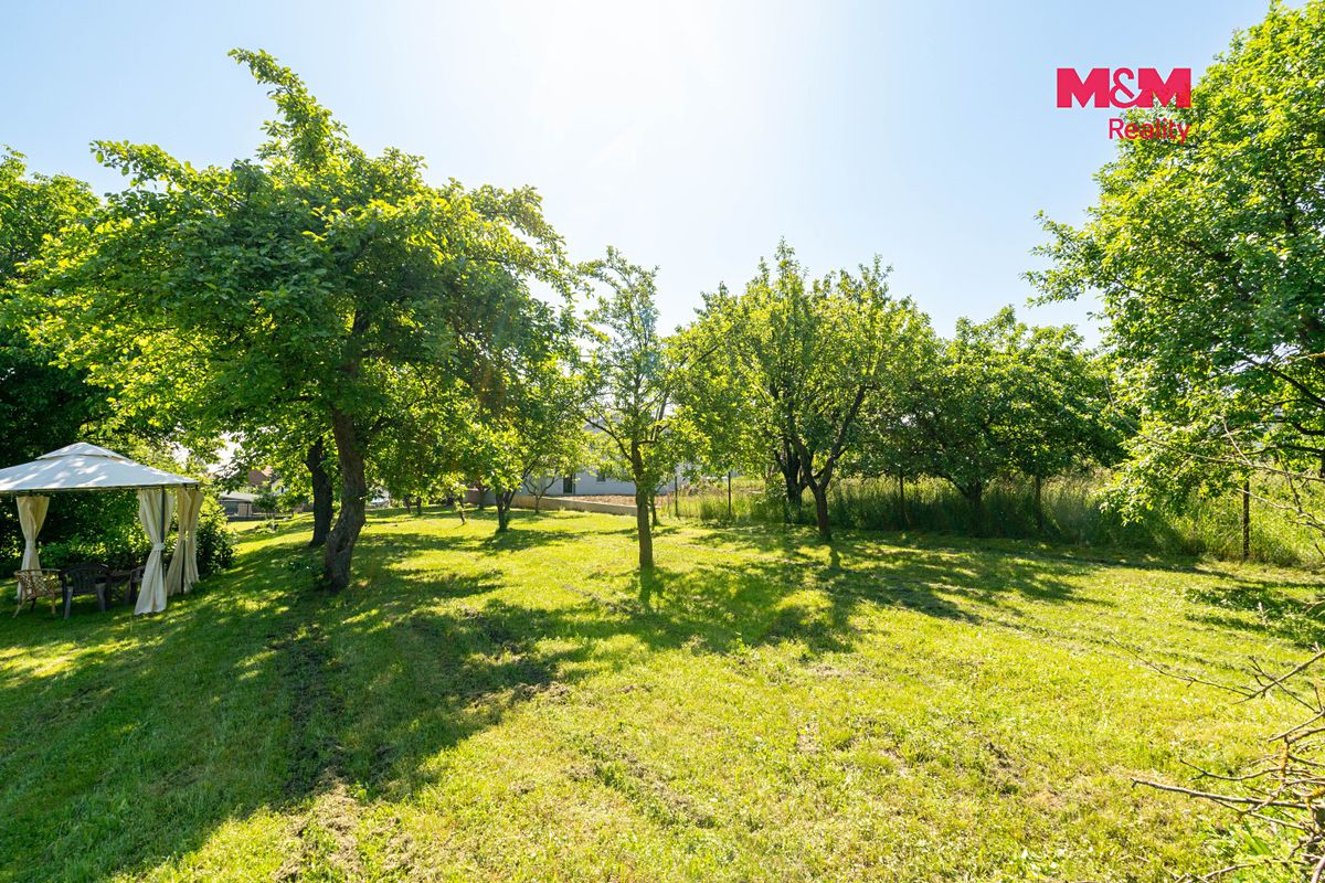 Prodej stavebního pozemku 1726 m² – fotografie 4