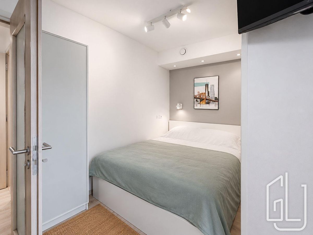 Pronájem bytu 1+kk 32 m² – fotografie 4