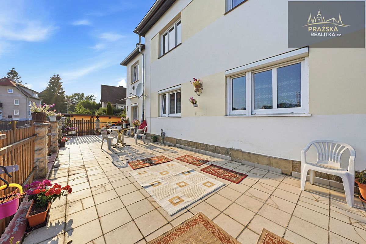 Prodej rodinného domu 181 m², pozemek 417 m² – fotografie 2