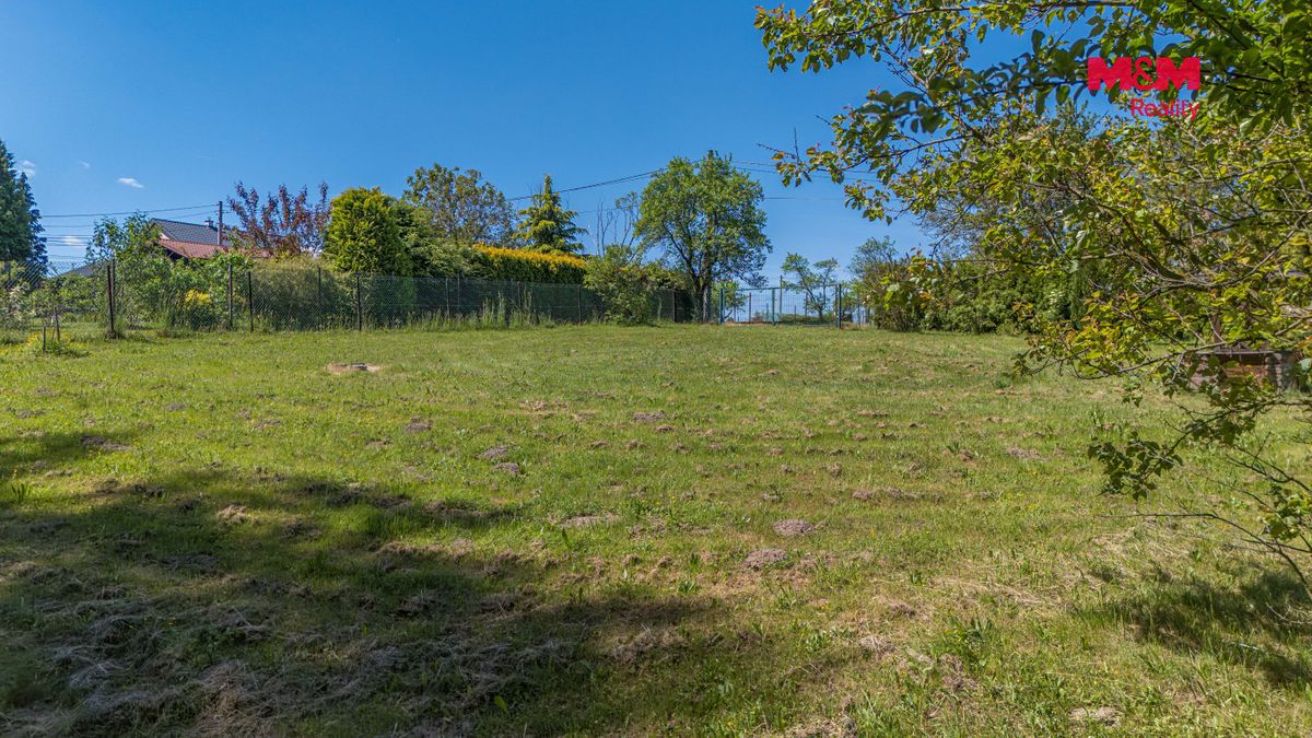 Prodej stavebního pozemku 3300 m² – fotografie 2