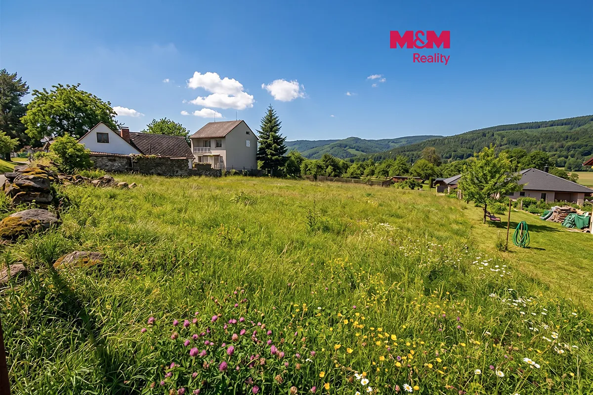 Prodej stavebního pozemku 1112 m²