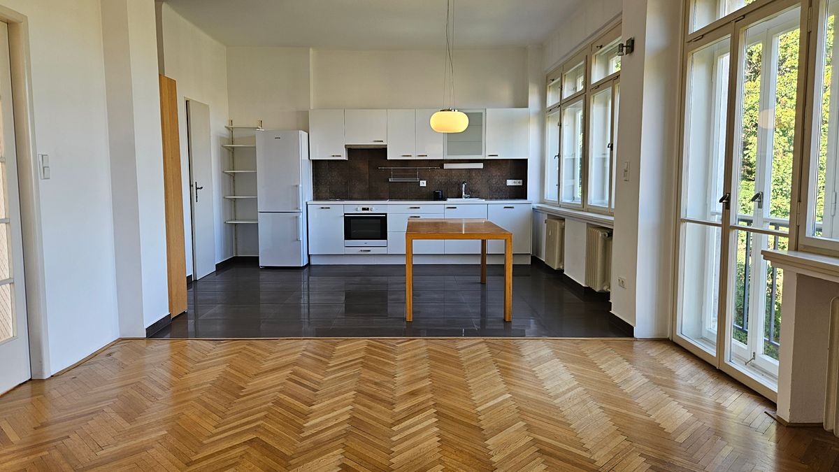 Pronájem bytu 3+kk 98 m²