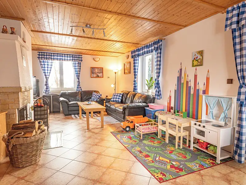 Prodej chalupy 158 m², pozemek 1277 m², Mladkov – náhled fotky 3