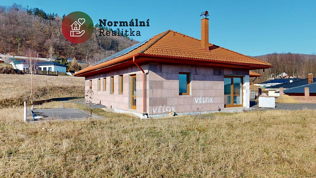Prodej rodinného domu 200 m², pozemek 4236 m² – fotografie 5