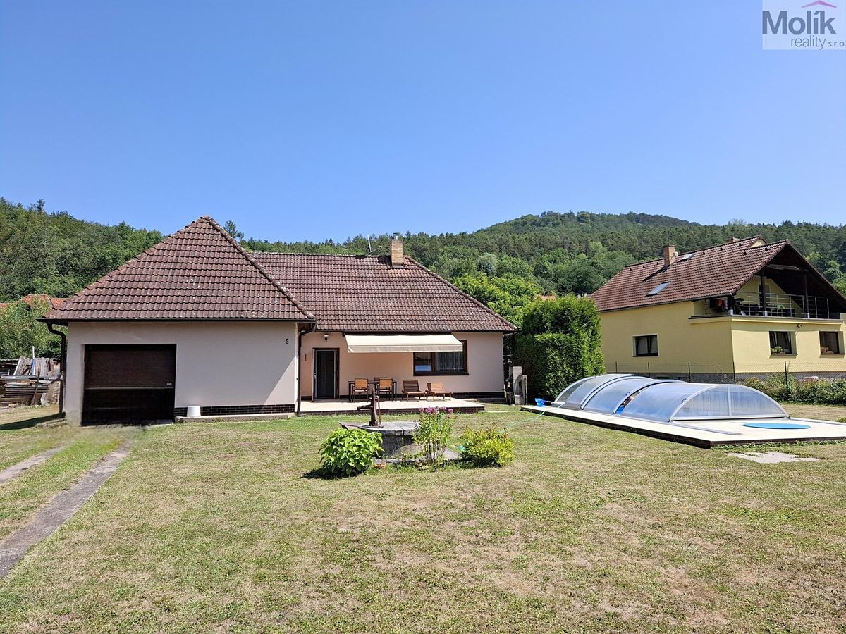 Prodej rodinného domu 142 m², pozemek 1427 m² – fotografie 5