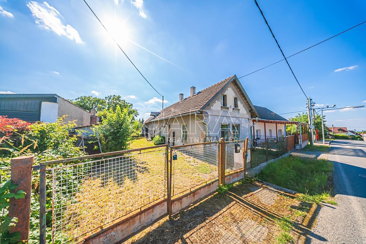 Prodej rodinného domu 94 m², pozemek 914 m² – fotografie 4