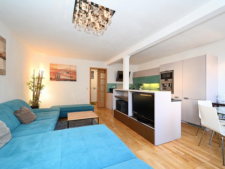 Wohnung 5+kk zur Miete, 186 m² (2 von 23)