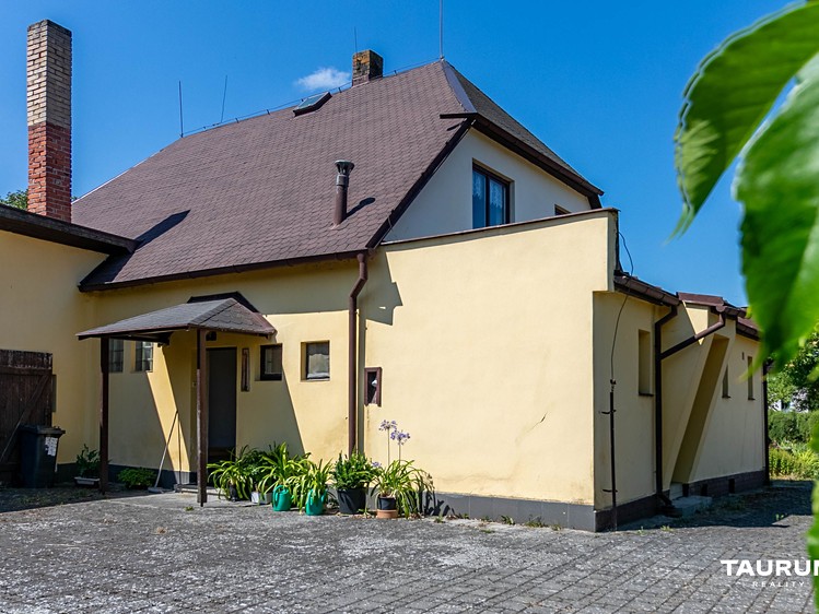 Prodej domu, 183 m² (1 z 40)