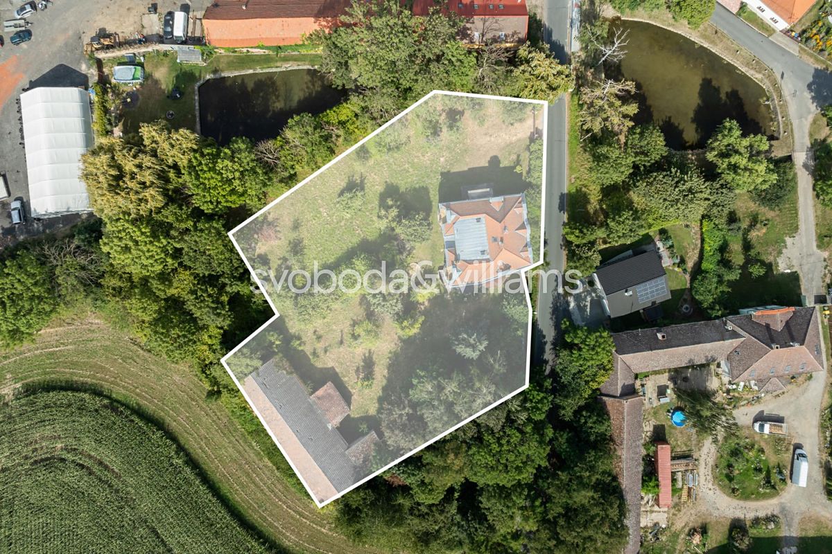 Prodej rodinného domu 413 m², pozemek 3902 m² – fotografie 2