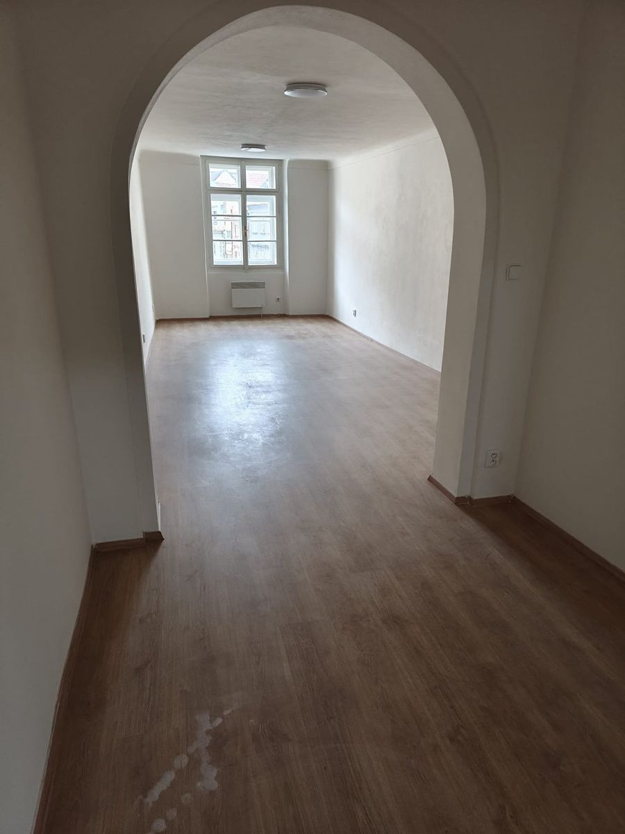 Pronájem bytu 3+kk 99 m² – fotografie 4