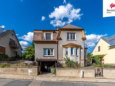 Prodej  rodinného domu 297 m², pozemek 705 m²