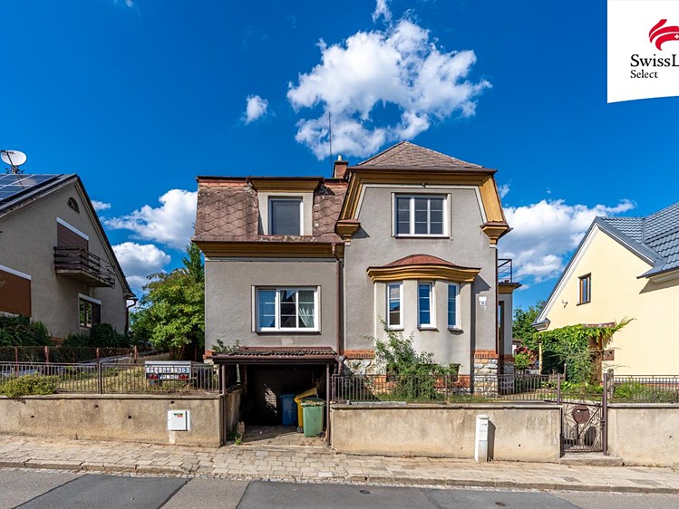 Prodej domu, 297 m² (1 z 24)