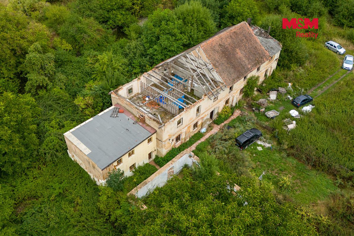 Prodej zemědělské usedlosti 700 m², pozemek 6813 m² – fotografie 2