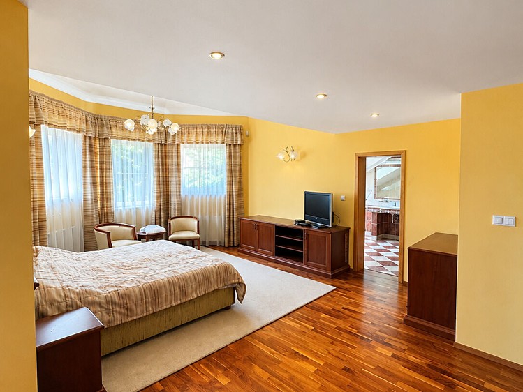 Prodej komerčního prostoru, 450 m² (14 z 45)