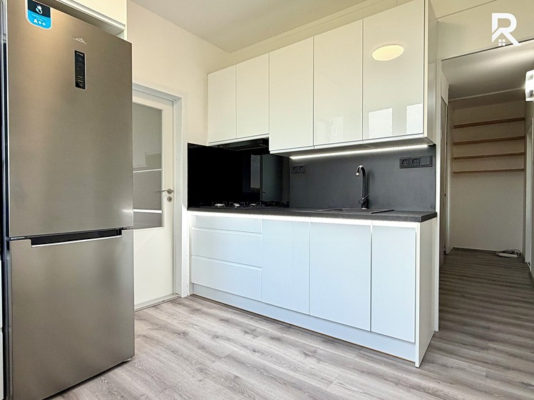 Pronájem bytu 3+1, 63 m² (4 z 15)