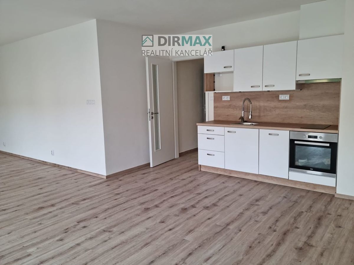 Pronájem bytu 1+kk 57 m²