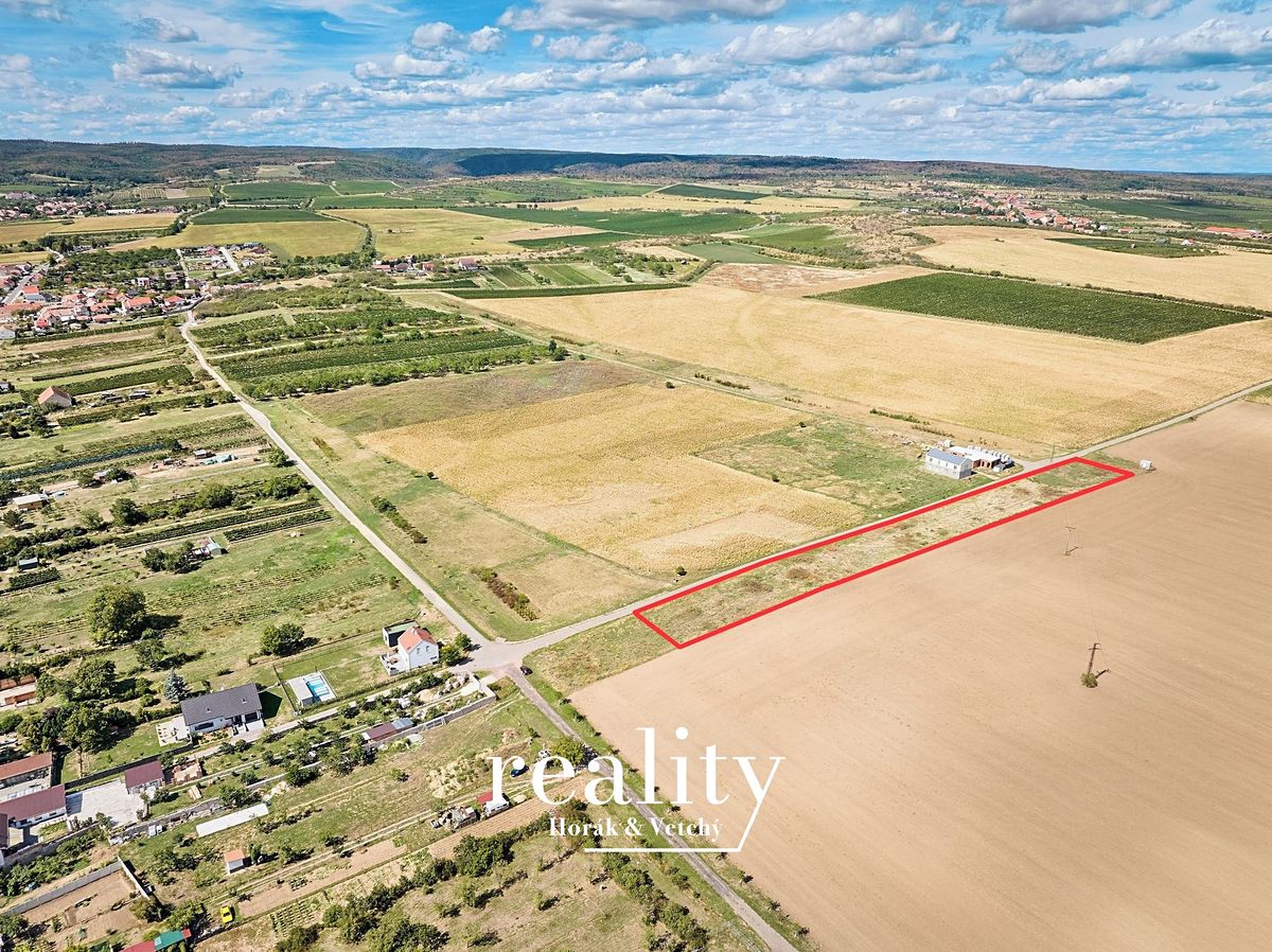 Prodej stavebního pozemku 5100 m² – fotografie 3