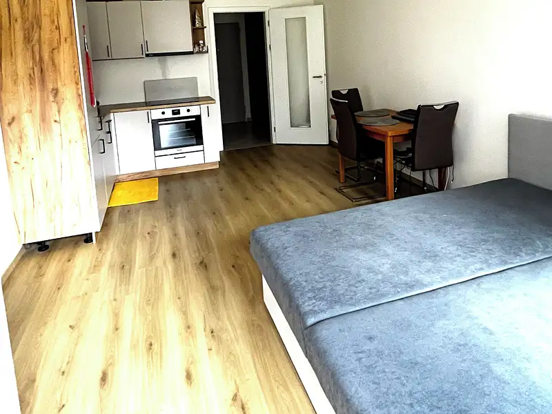 Prodej bytu 1+kk 33 m², Praha – náhled fotky 3