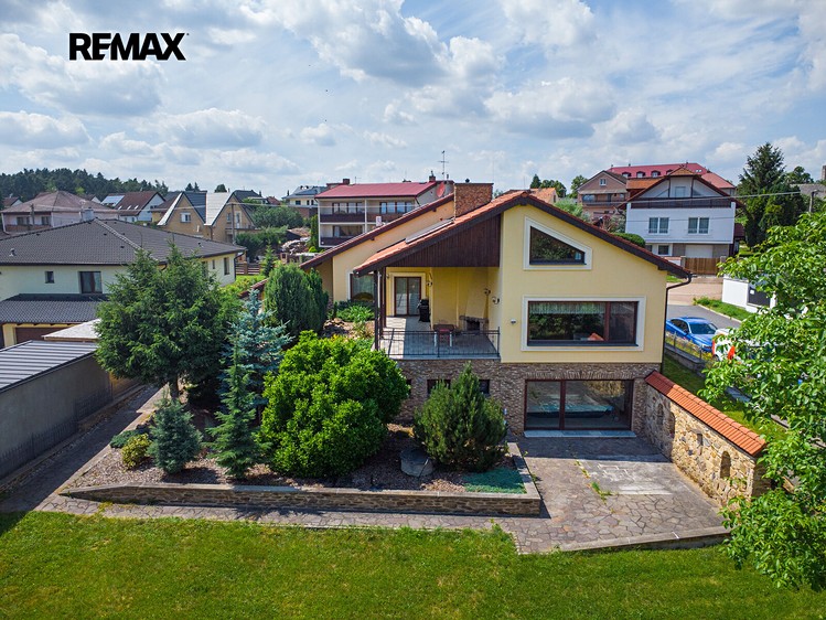 Haus zum Kauf, 570 m² (3 von 72)
