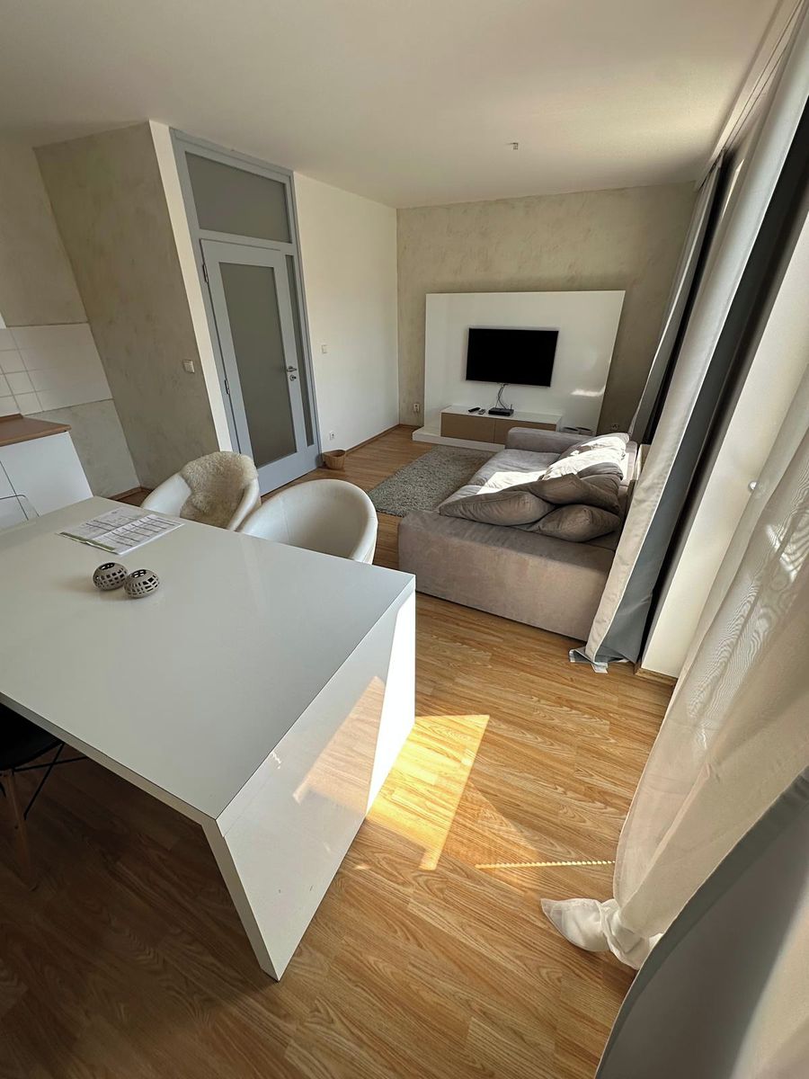 Prodej bytu 2+kk 46 m² – fotografie 2