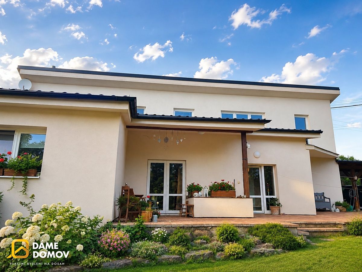 Pronájem rodinného domu 93 m², pozemek 393 m²