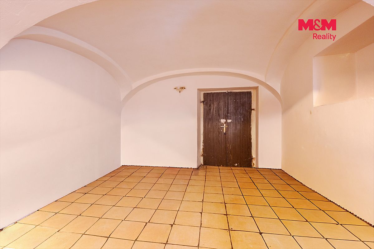 Prodej rodinného domu 258 m², pozemek 258 m² – fotografie 4