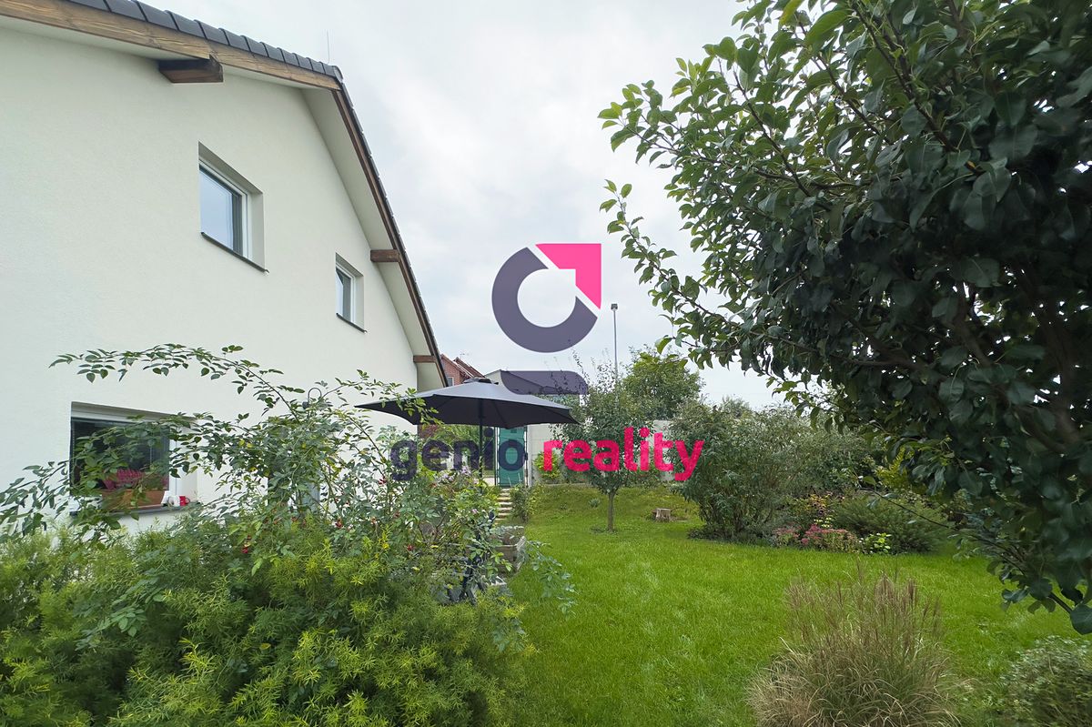 Prodej rodinného domu 158 m², pozemek 475 m² – fotografie 3