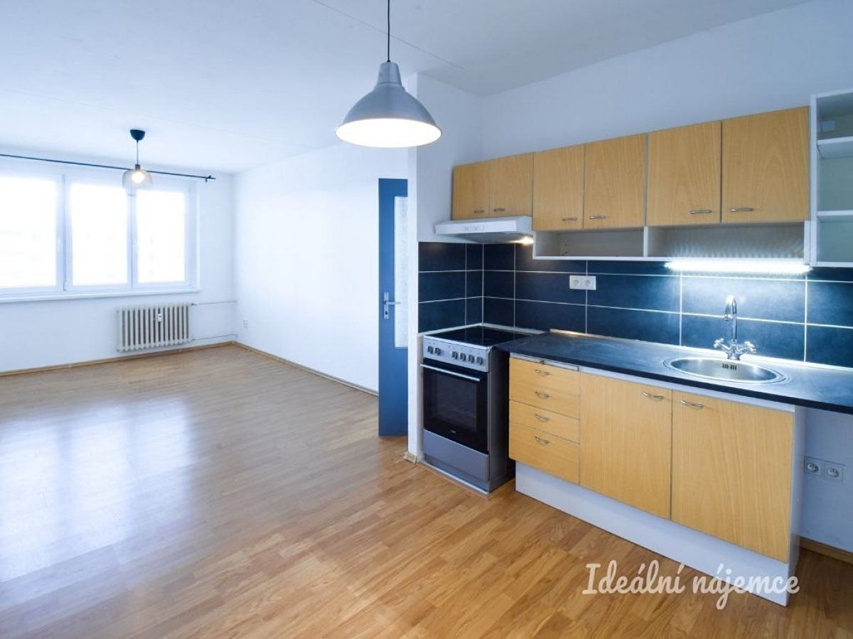 Pronájem bytu 2+kk 47 m² – fotografie 2