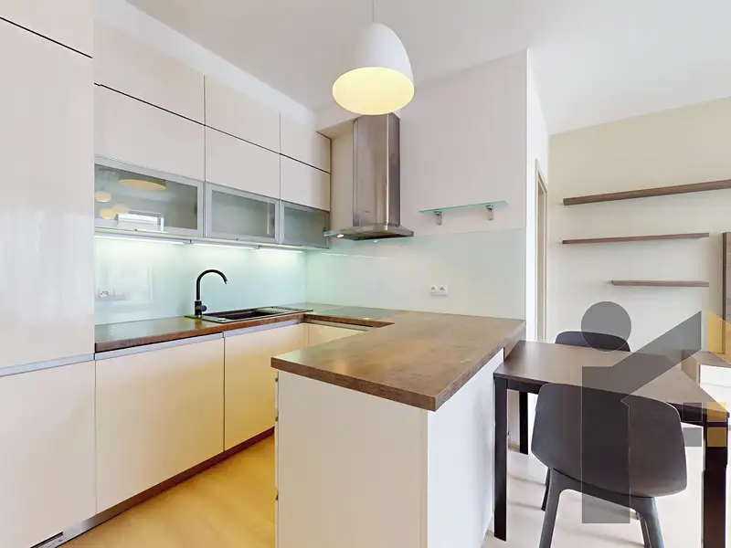 Pronájem bytu 3+kk 76 m², Praha – náhled fotky 2