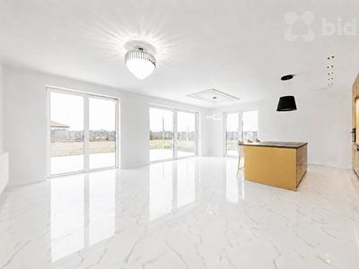 Prodej rodinného domu 168 m², pozemek 747 m²