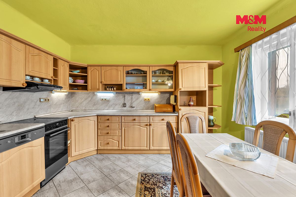 Prodej rodinného domu 146 m², pozemek 14070 m² – fotografie 4