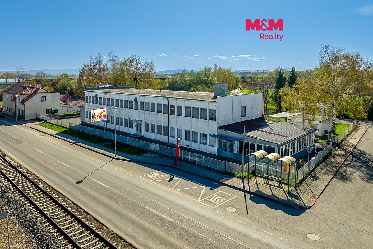 Prodej obchodního prostoru 900 m²