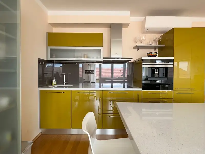 Pronájem bytu 3+kk 100 m², Praha – náhled fotky 1
