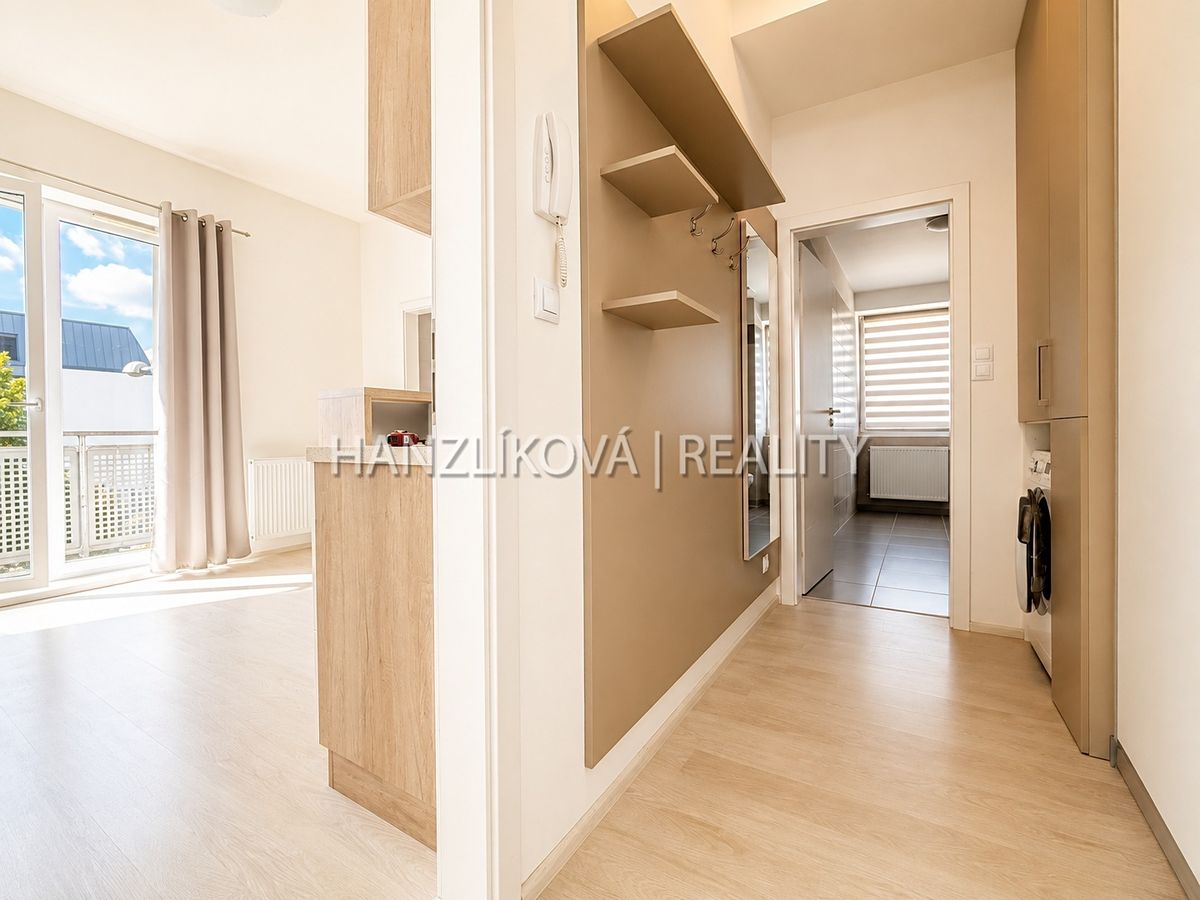 Prodej bytu 2+kk 40 m² – fotografie 4
