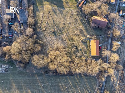 Prodej pozemku, 1 643 m² (2 z 21)